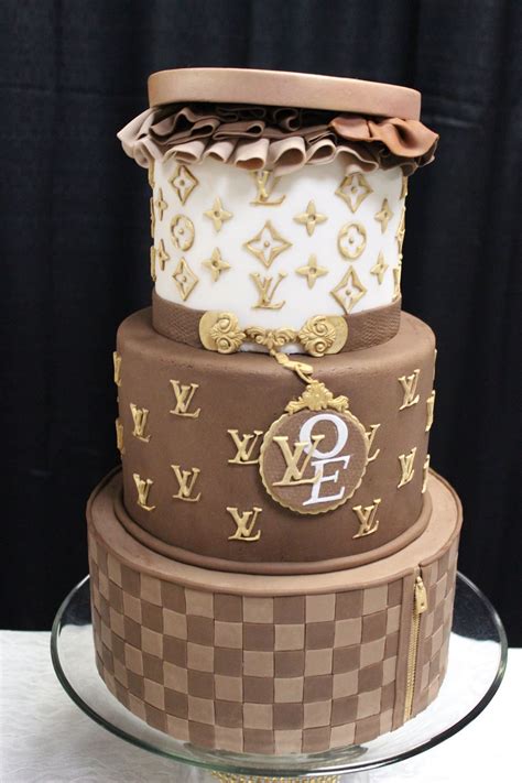 55+ Louis Vuitton Themed Cake Ideas For Birthday or Wedding.